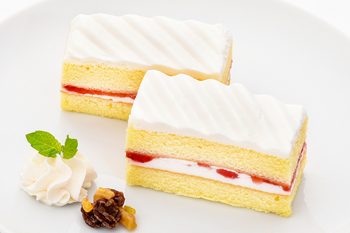 イチゴショートのフリーカットケーキ